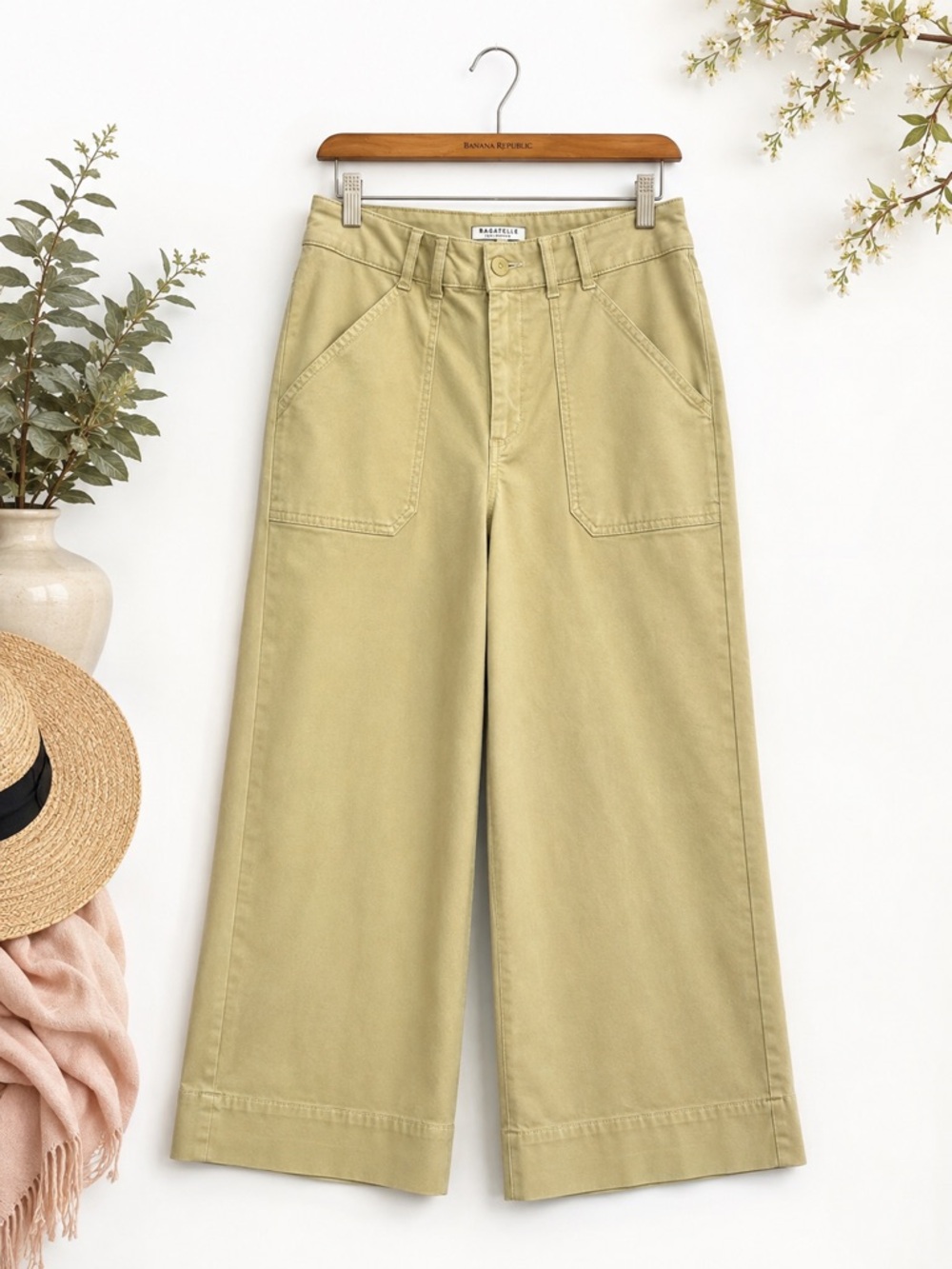 Bagatelle Collection N.Y Cropped Wide Leg Utility Pants Size 12 Light Olive